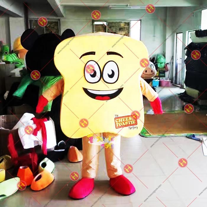 mascot bánh mỳ