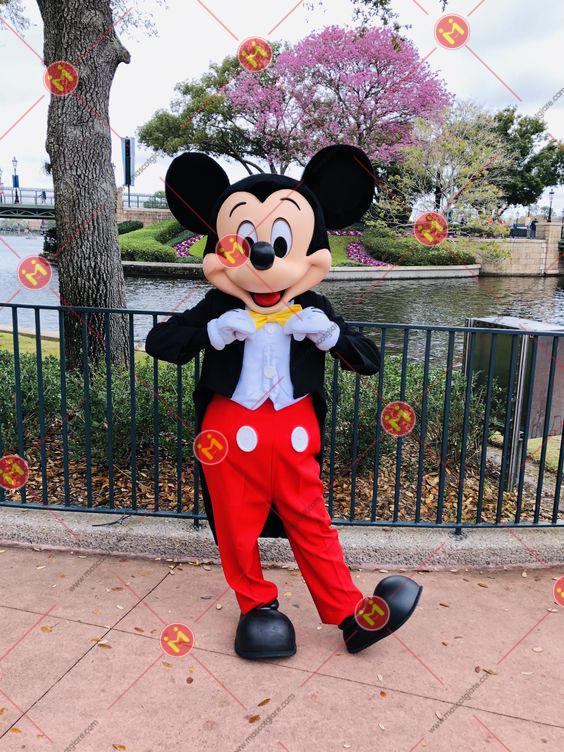 mascot chuột Mickey