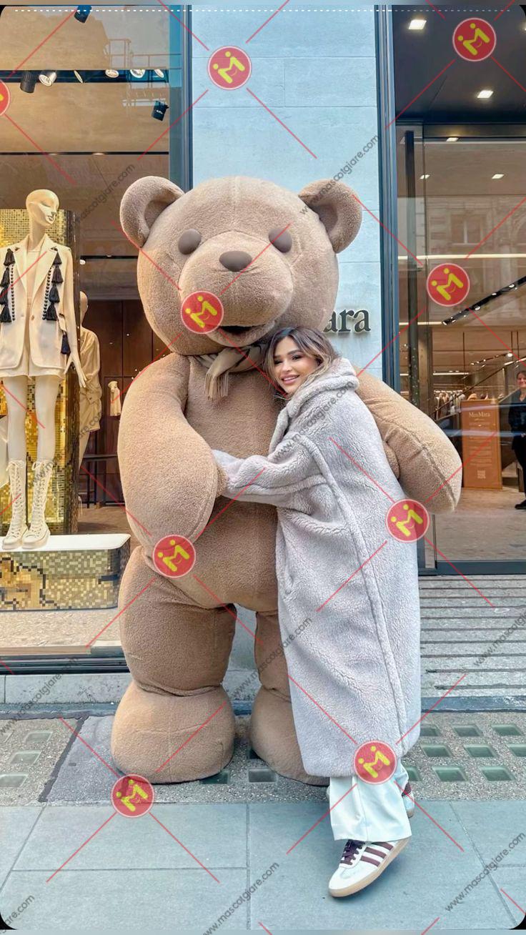 mascot gấu nâu