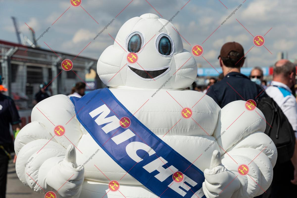 Are Brand Mascots a Good Investment | Promotional Props & Costumes