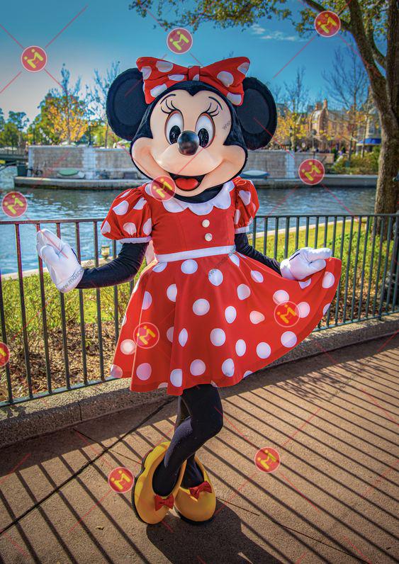 mascot chuột Minnie