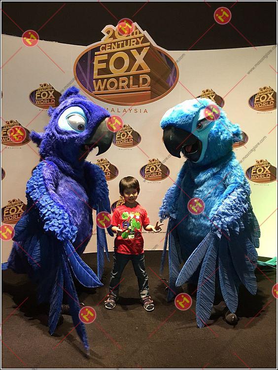mascot mô hình sản phẩm