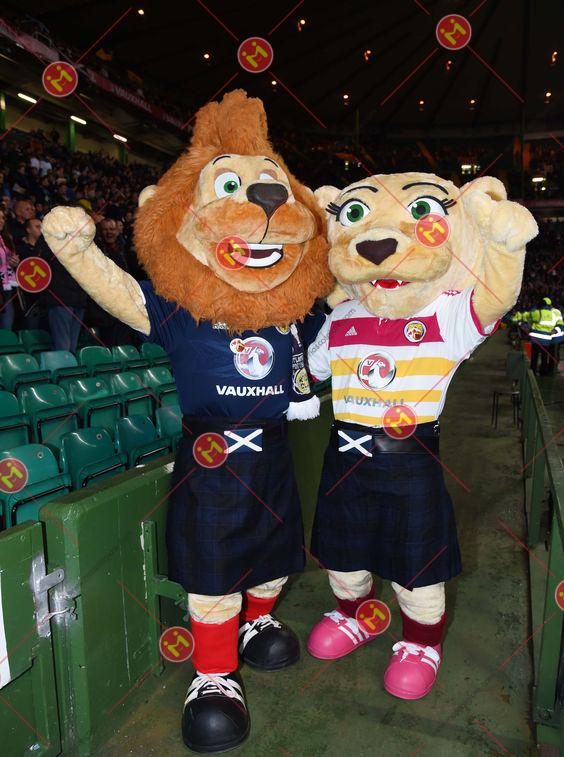 mascot sư tử UK