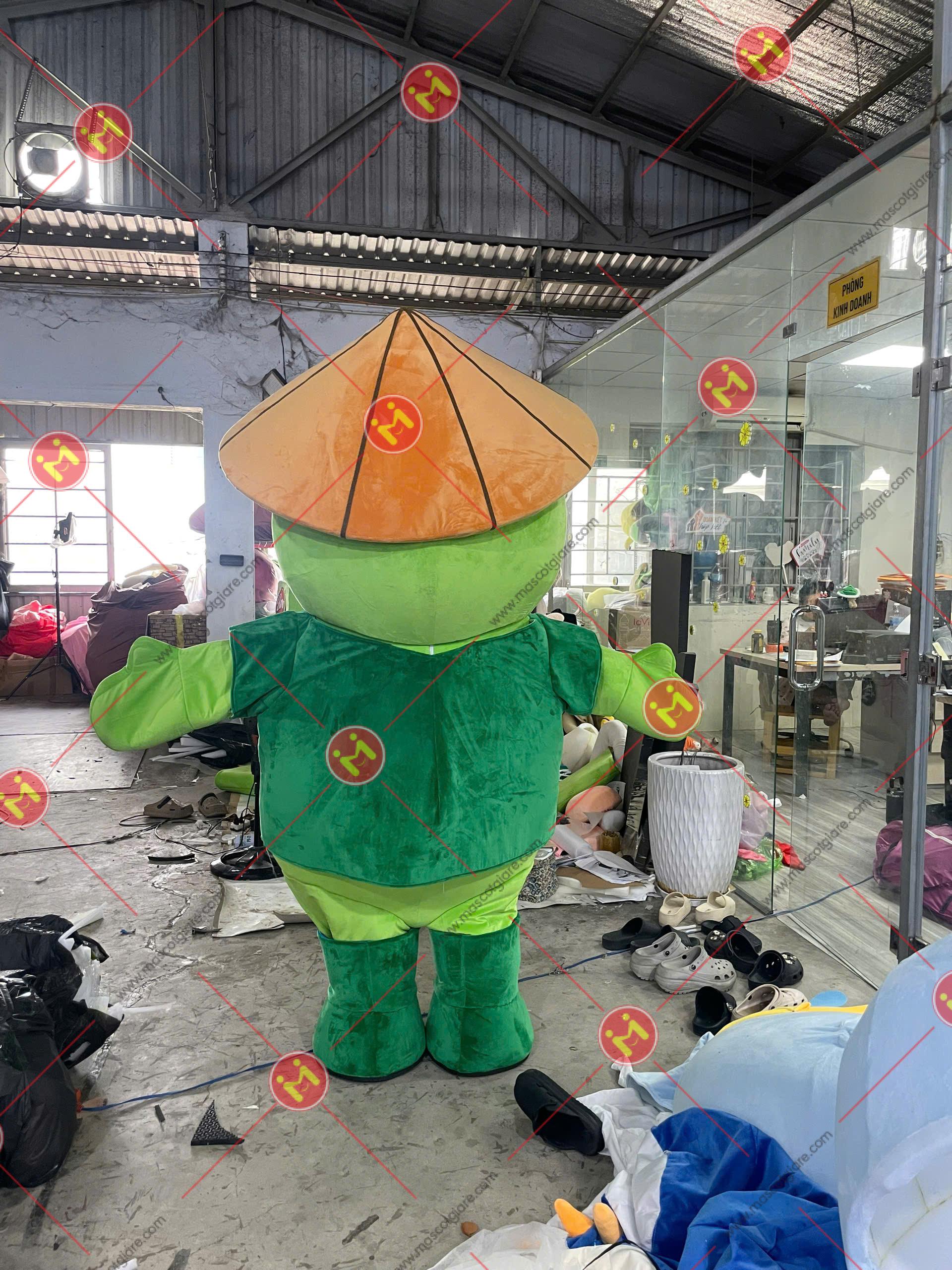 Mascot Ếch Xanh Newtex 3 Mặt sau