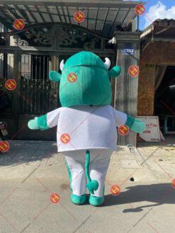 Mascot bò FLOWI 2 1785727334516 422436009245611682 3125888137437381919 0337386c9f7c3c5270f3f7f3fe37a110