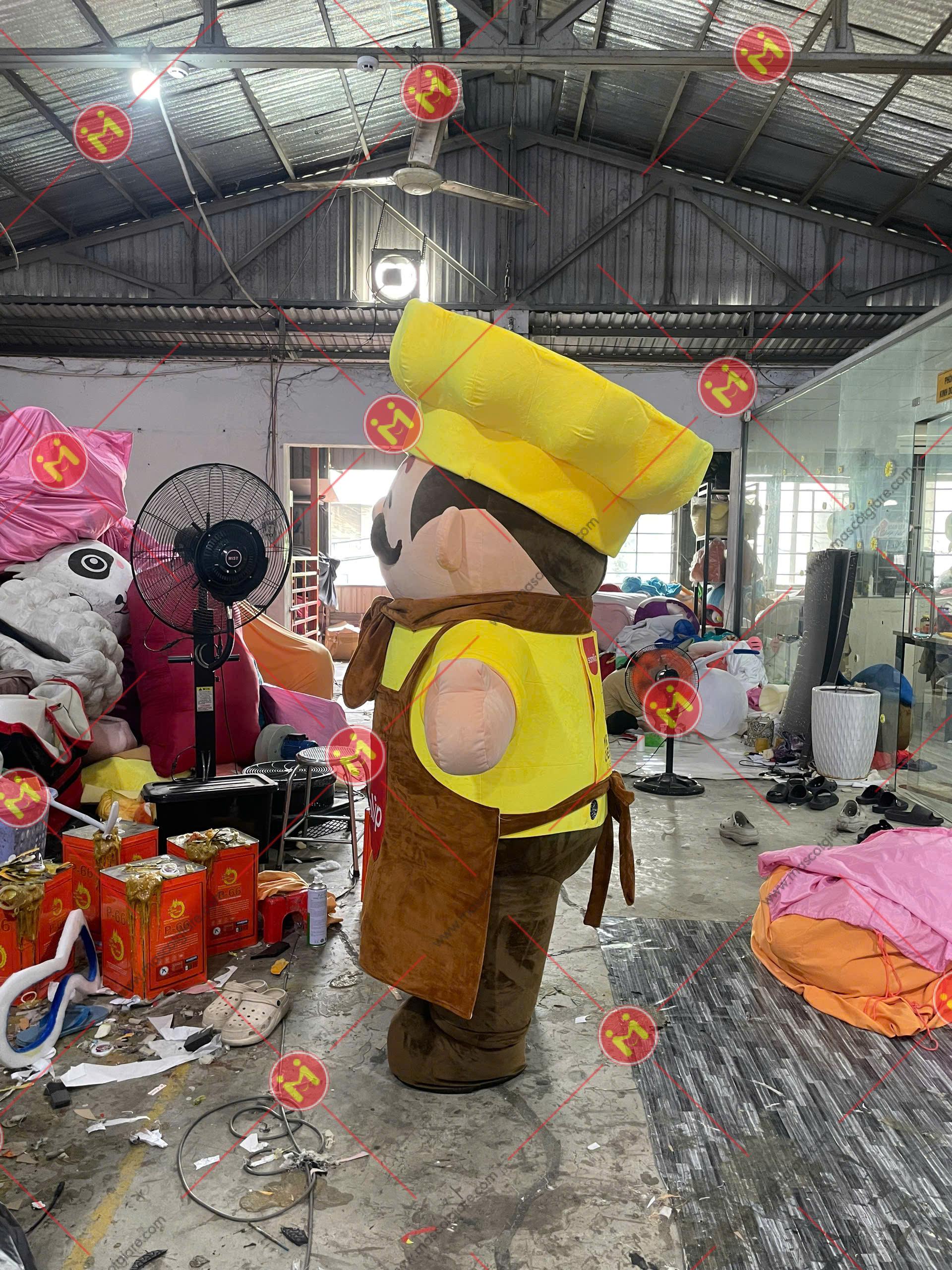 Mascot Đầu Bếp Samlip 2 Mặt Hông
