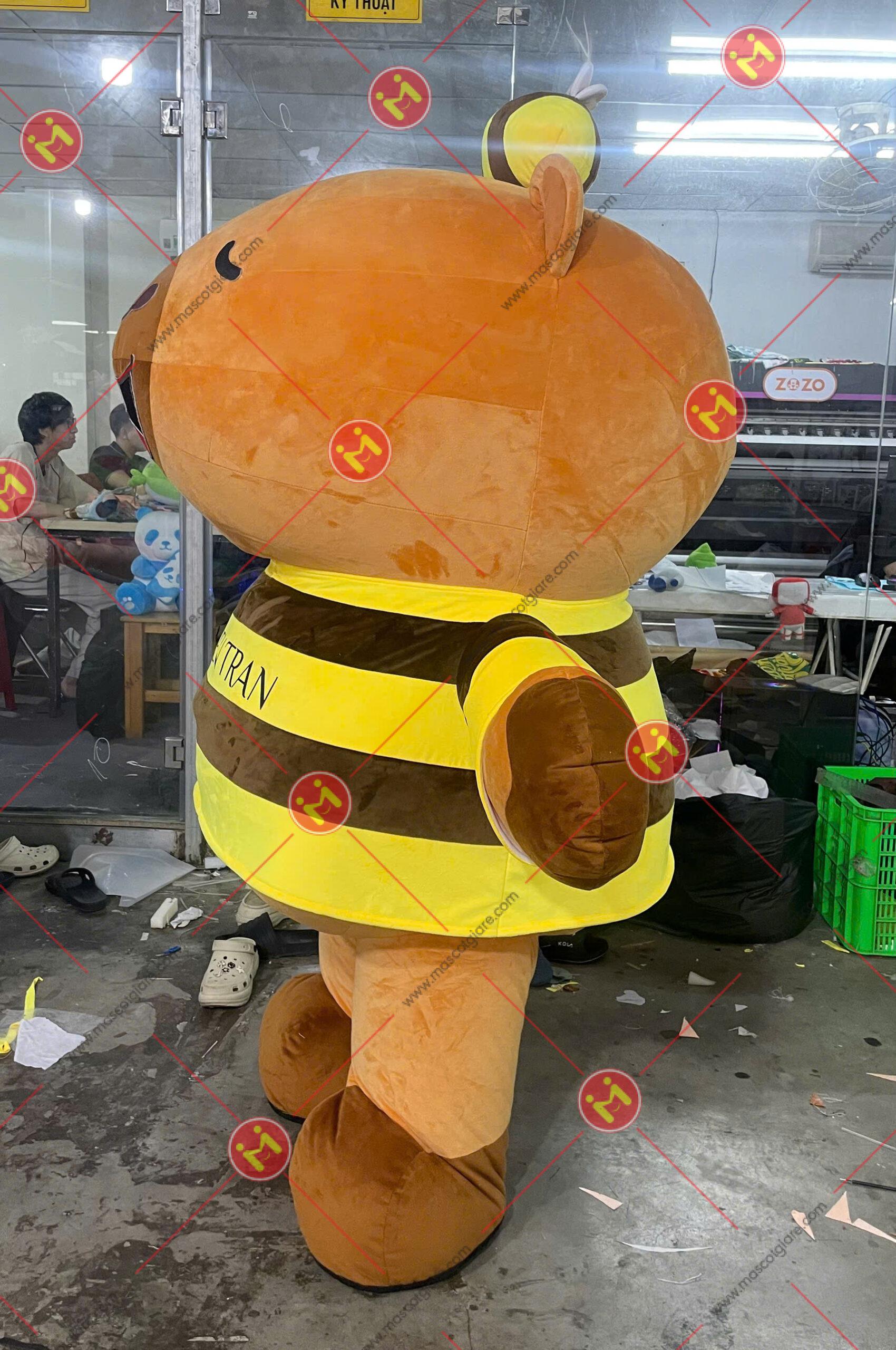 Mascot VIEN TRAN 2 Mặt Hông