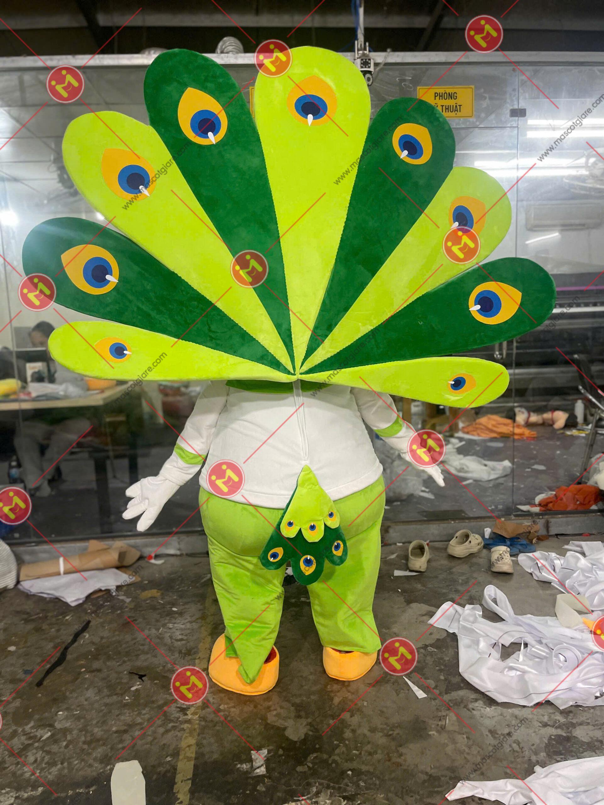 Mặt Sau