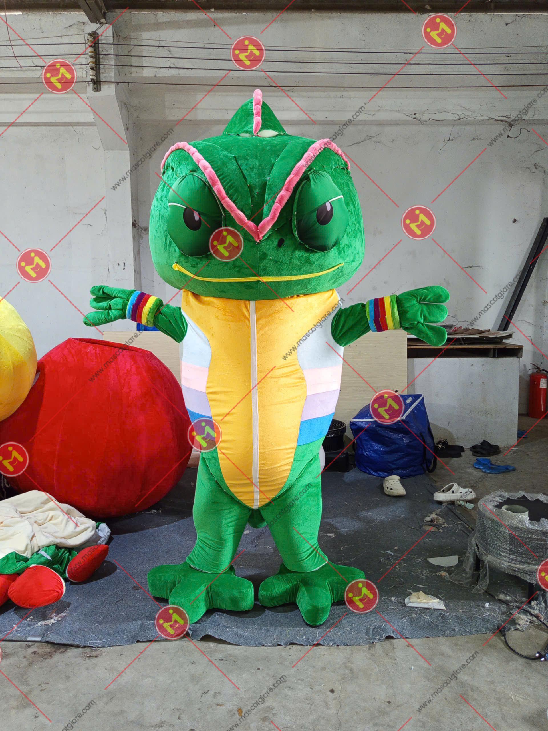 MASCOT TẮC KÈ HOA 1 1790933635500 8140578755371353735 g3714056901008324340 2c36793ca8c356cfd42fd0928a3cb342