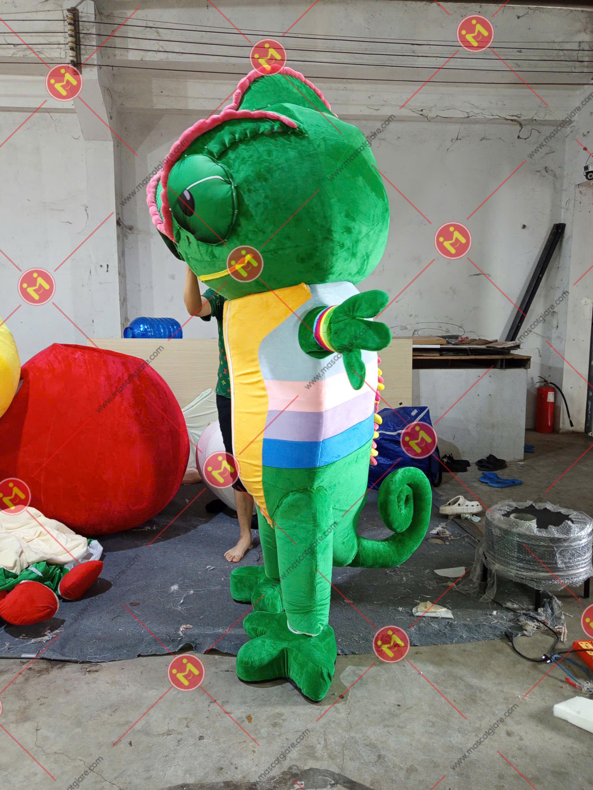 MASCOT TẮC KÈ HOA 2 1790933636172 8140578755371353735 g3714056901008324340 74c40ab4a8823778dbc239d70cf91f1f