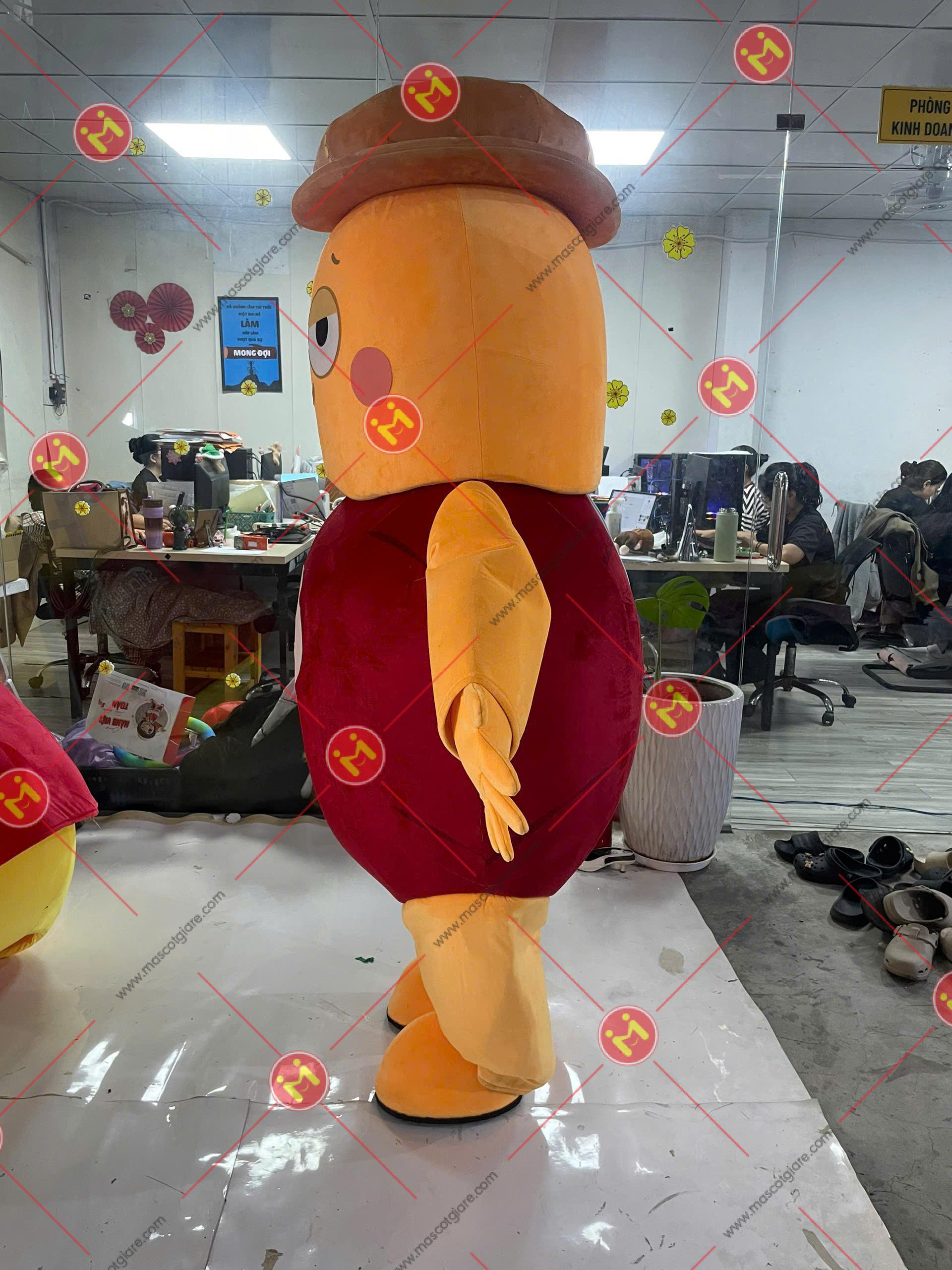 Mascot Khoai Lang Dễ Thương 2 1792379159927 422436009245611682 3125888137437381919 bac795e533bffb606f674c9aeca45c07