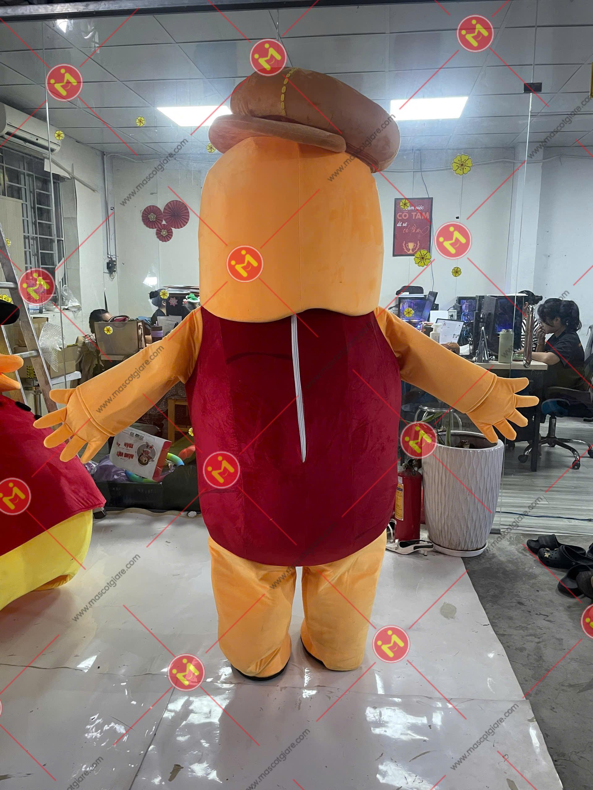 Mascot Khoai Lang Dễ Thương 3 1792379160012 422436009245611682 3125888137437381919 3428b7721267e91cd76abfa7d0b14ca0