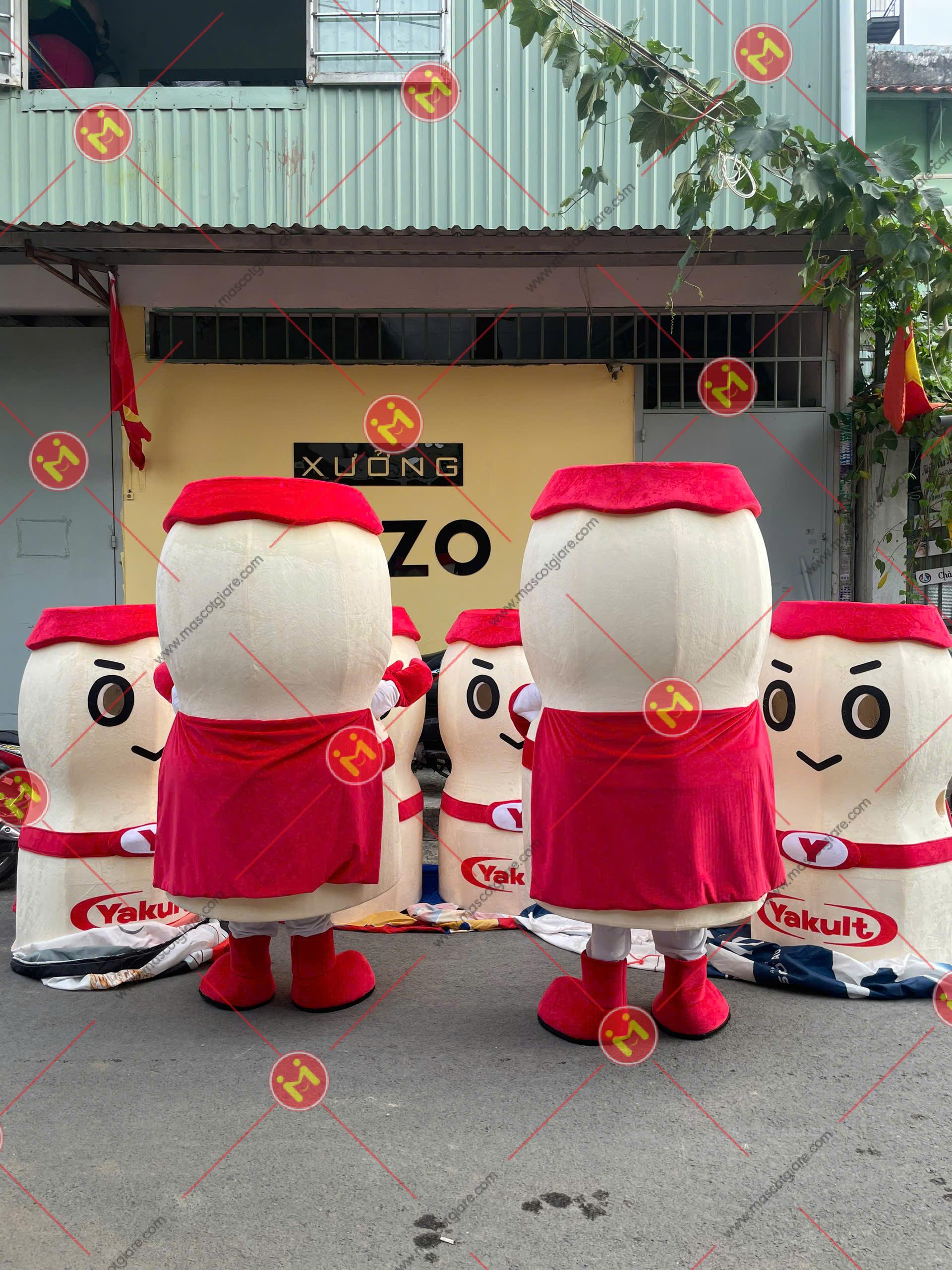 MASCOT YAKULT 3 1792727799169 422436009245611682 3125888137437381919 f8317f68f7f8fa3f2181fe372f573313